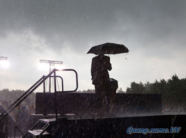 Truyện ngắn Cái ô