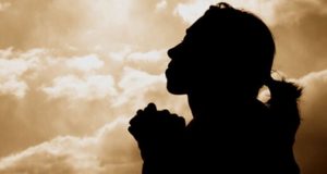 Người phụ nữ bố yêu